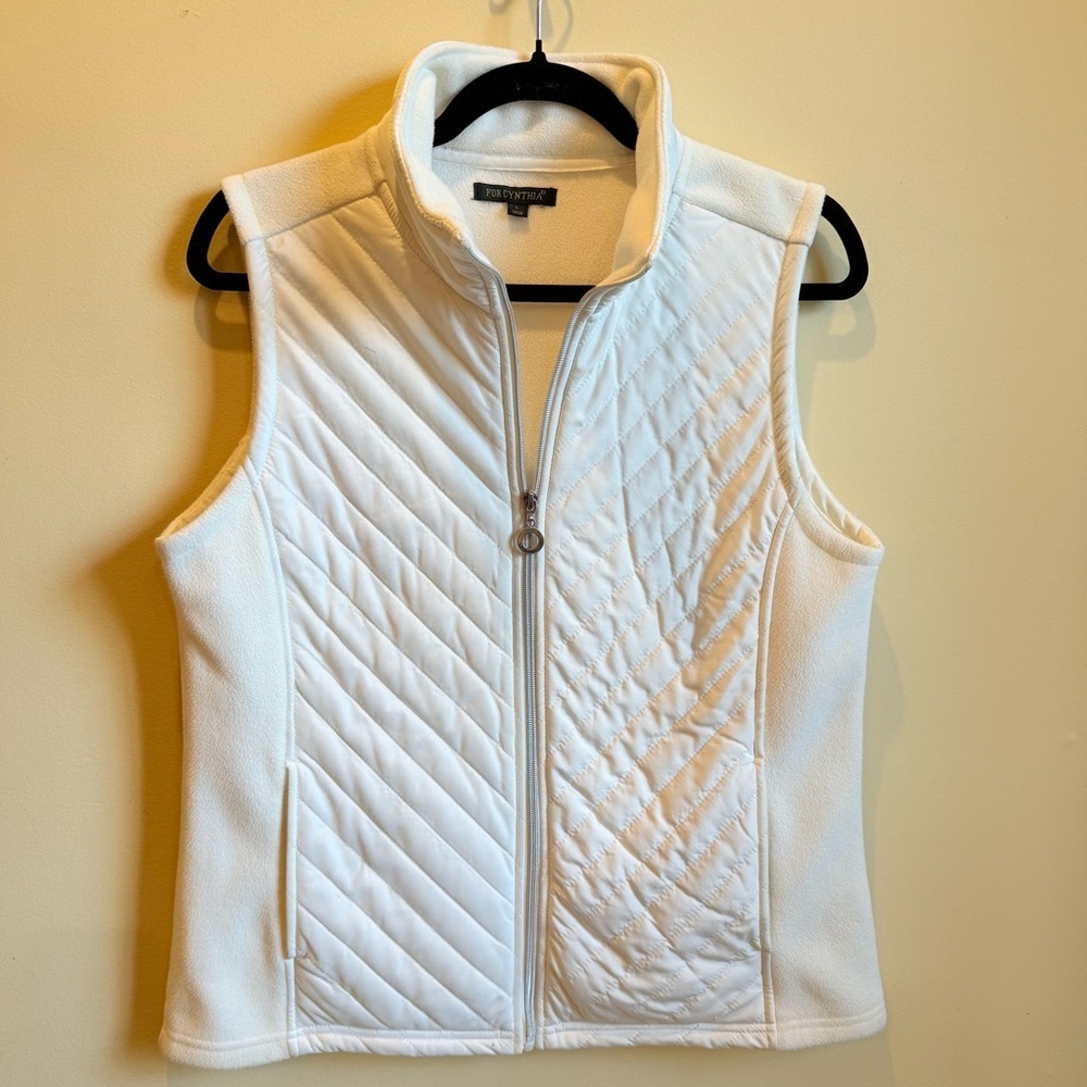For Cynthia Quilted Fleece Zip Vest Cream Ivory Size Large